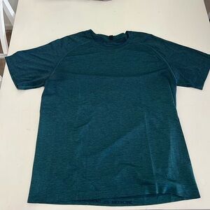 Metal vent tee shirt